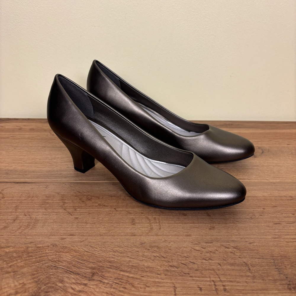 EASY STREET Fabulous Pump Pewter Women Size 11 Metallic Round Toe Formal Office